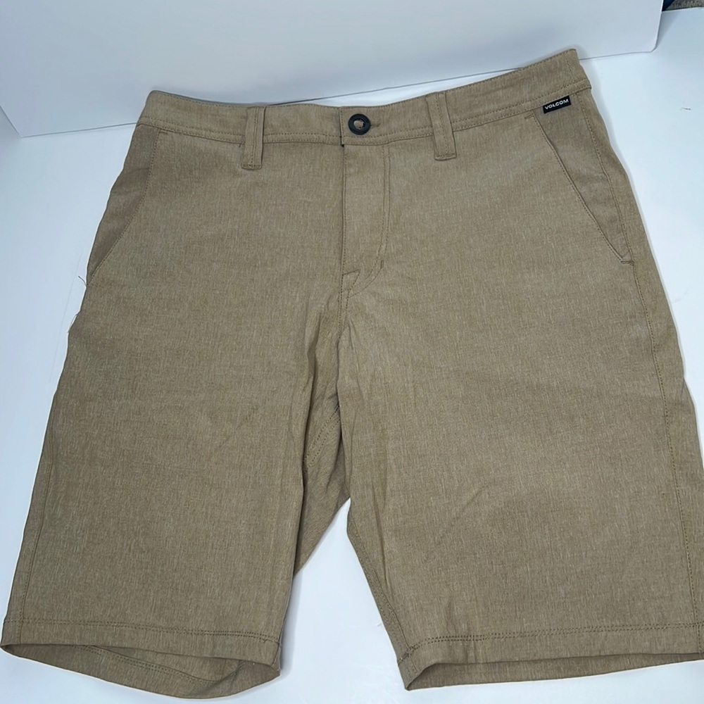 VOLCOM shorts